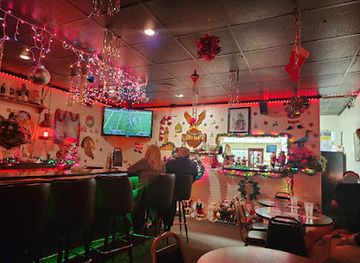 iowa/waterloo/landmark/lighthouse-lounge