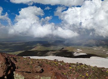 armenia/vayots-dzor/landmark/azhdahak