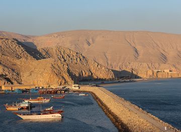 oman/musandam-governorate/landmark/port-of-khasab