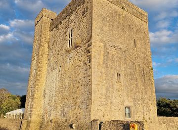ireland/connacht/landmark/oranmore-castle