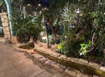 israel/kfar-saba/landmark/makom-balev