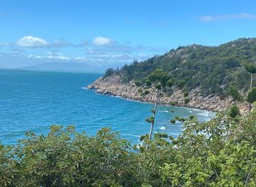 australia/magnetic-island/landmark/magnetic-island-tours