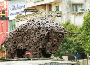 india/vadodara/fatehganj/landmark/bull-circle