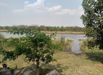 zimbabwe/harare/landmark/haka-camp-game-park