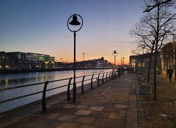 ireland/drogheda/landmark/n-wall-quay