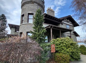washington/central-washington/landmark/the-wells-house