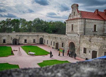 ukraine/ternopil-region/landmark/zbarazh-castle