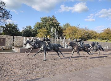 kentucky/lexington/landmark/thoroughbred-park
