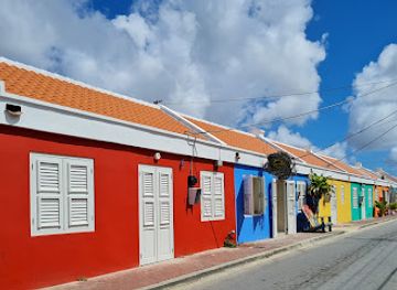 curacao/punda/landmark/street-art-skalo