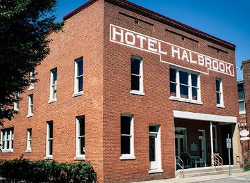 tennessee/hatchie-river-area/landmark/clement-railroad-hotel-museum