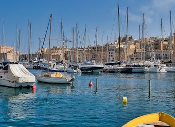malta/harbour-area/landmark/birgu-waterfront