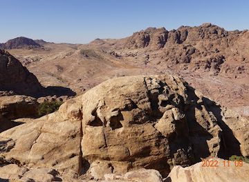 jordan/eastern-desert/landmark/altar-of-sacrifice-view-point