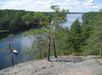 finland/south-karelia/landmark/astuvansalmi-rock-paintings