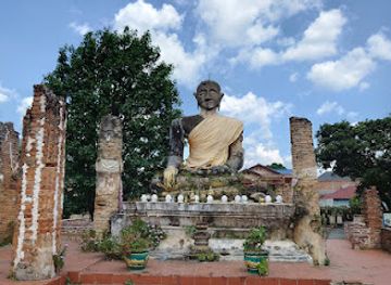 laos/xieng-khouang/landmark/wat-phia-wat