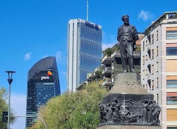 italy/bergamo/landmark/piazza-michelangelo-buonarroti