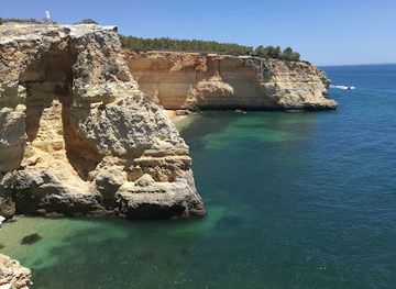 portugal/ria-formosa-natural-park/landmark/castelo-de-silves