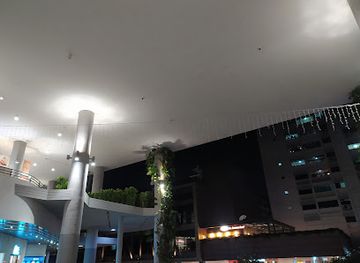 singapore/woodlands/landmark/kampung-admiralty-hawker-centre