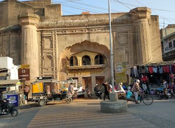 india/amritsar/landmark/ram-bagh-crossing-roundabout