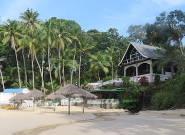 panama/pearl-islands/landmark/hotel-mar-y-oro