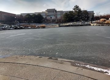 illinois/schaumburg/landmark/olde-schaumburg-centre-farmers-market
