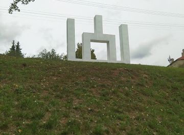 lithuania/samogitia/landmark/gediminaiciu-stulpai