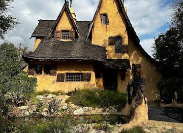 california/westside/landmark/spadena-house