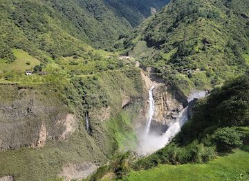 ecuador/napo-region/landmark/discovery-banos