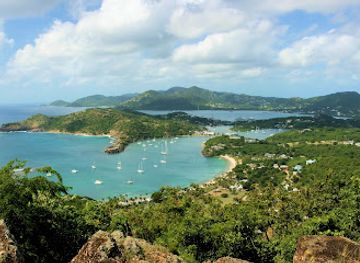antigua-and-barbuda/fig-tree-drive/landmark/nelson-s-dockyard-national-park