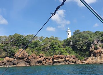 sri-lanka/trincomalee-district/landmark/trincomalee