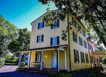 virginia/northern-virginia/landmark/george-c-marshall-s-dodona-manor