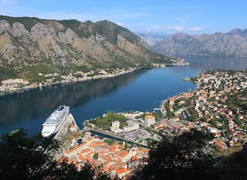 montenegro/kotor/landmark/top-of-the-old-kotor-fort-trail