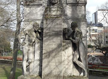 germany/taunus/landmark/philipp-reis-denkmal