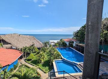 el-salvador/western-region/landmark/kayu-resort-restaurant