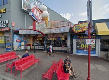 canada/niagara-falls/clifton-hill/landmark/niagara-clifton-group