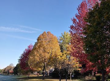 illinois/bolingbrook/landmark/playground