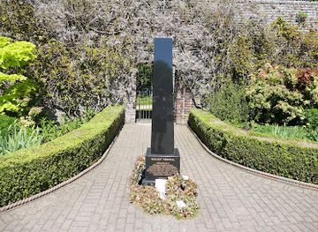 united-kingdom/aberdeen/landmark/workers-memorial