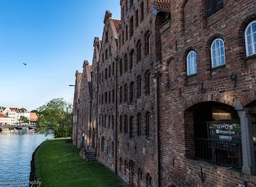 germany/lubeck/innenstadt/landmark/kaisertor