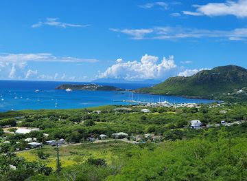 antigua-and-barbuda/saint-john/landmark/falmouth-harbour