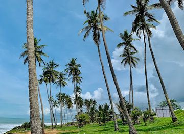 ghana/cape-coast/landmark/da-breeze-bar-restaurant