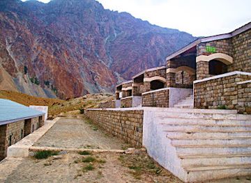 pakistan/phandar-valley/landmark/ptdc-phander