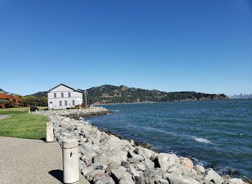 california/north-coast/landmark/tiburon-railroad-ferry-depot-museum