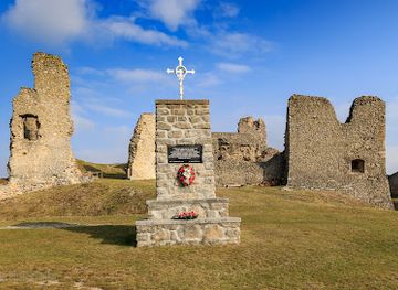 slovakia/zahorie/landmark/branc-castle
