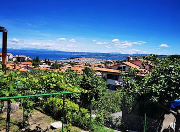 slovenia/mura/landmark/tunnel-entrance
