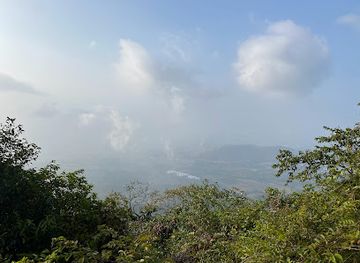 india/andhra-pradesh/landmark/old-hill-fort-top