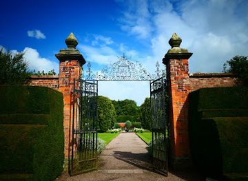 united-kingdom/cheshire/landmark/arley-hall-gardens