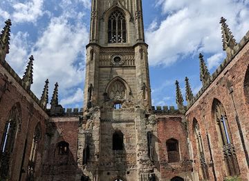 united-kingdom/liverpool/baltic-triangle/landmark/st-luke-s-bombed-out-church