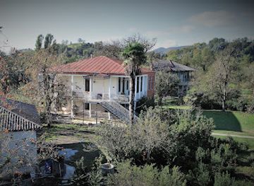 georgia/samegrelo-zemo-svaneti/landmark/surmava-palace