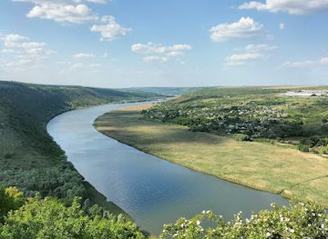 moldova/tipova-monastery-complex/landmark/belvedere-tipova