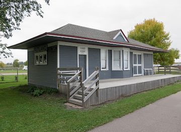 south-dakota/great-plains/landmark/rutland-south-dakota-great-northern-depot