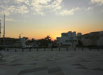 mexico/veracruz/zona-dorada/landmark/plaza-dorada